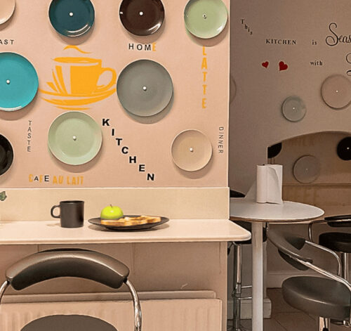 Communal Kitchen – Gardiner House Hostel (1)