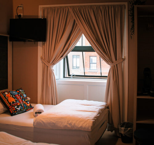 Private Twin Room at Gardiner House Hostel in Dublin (51)